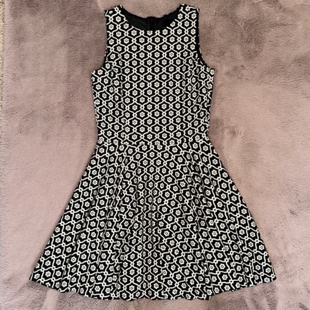 Cute Black and White Mini Dress by Cynthia Rowley Size XS